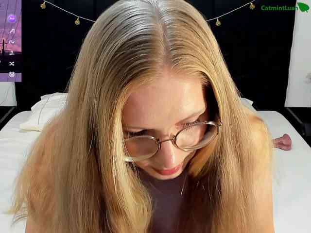 CatmintLush webcam