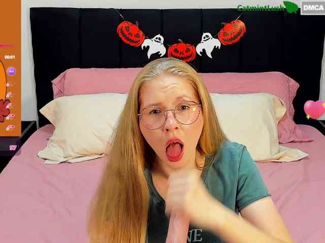 CatmintLush webcam