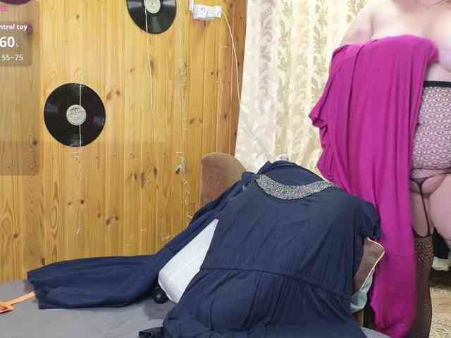 NatashaNikanorovna webcam