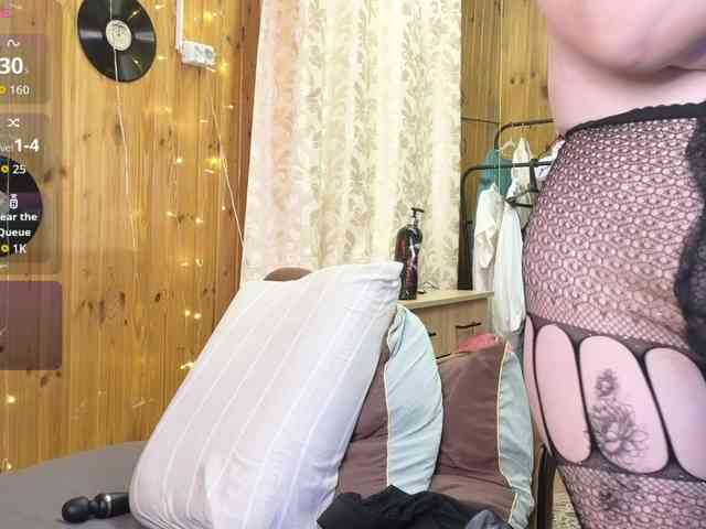 NatashaNikanorovna webcam