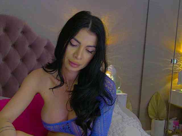 MetishaCaprice webcam