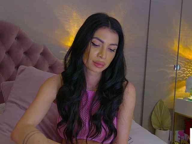 MetishaCaprice webcam