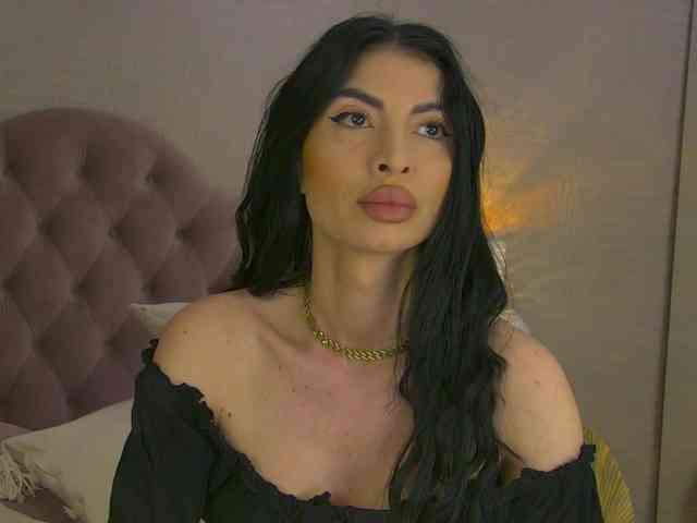 MetishaCaprice webcam