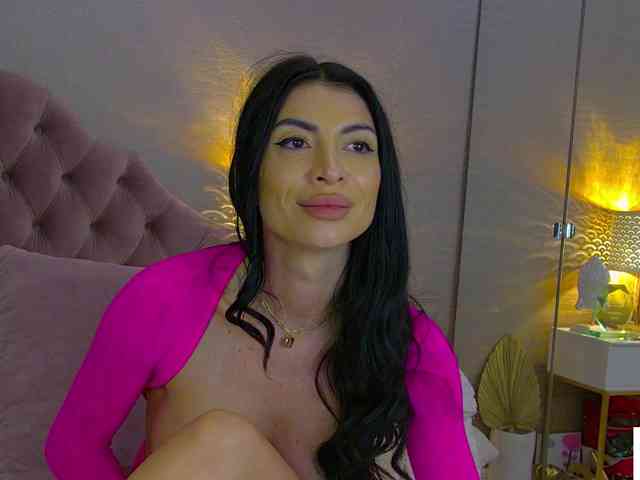 MetishaCaprice webcam