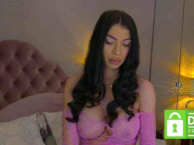 MetishaCaprice webcam