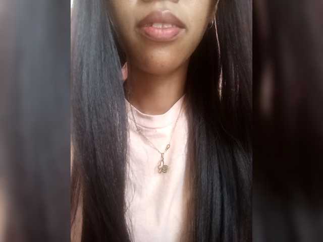 Aimeeh Live Cam on BongaCams