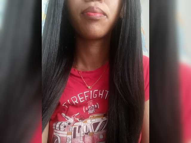 Aimeeh's BongaCams show and profile