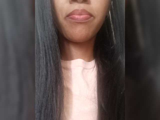 Aimeeh's BongaCams show and profile