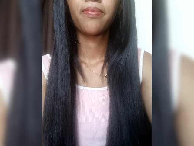 Aimeeh's BongaCams show and profile