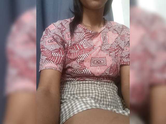 Aimeeh's BongaCams show and profile