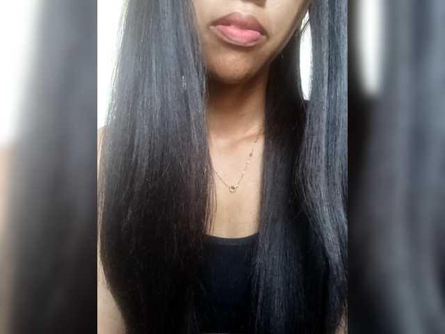 Aimeeh's BongaCams show and profile