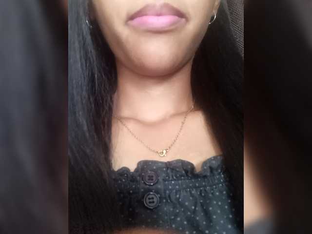 Aimeeh's BongaCams show and profile