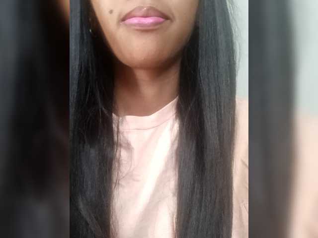 Aimeeh's BongaCams show and profile