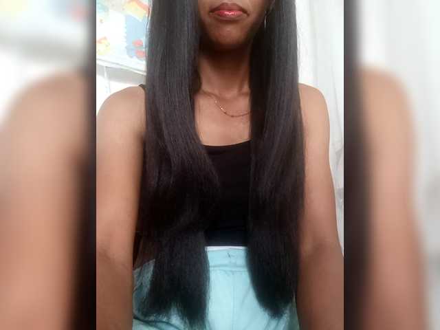 Aimeeh webcam bongacams model stream image