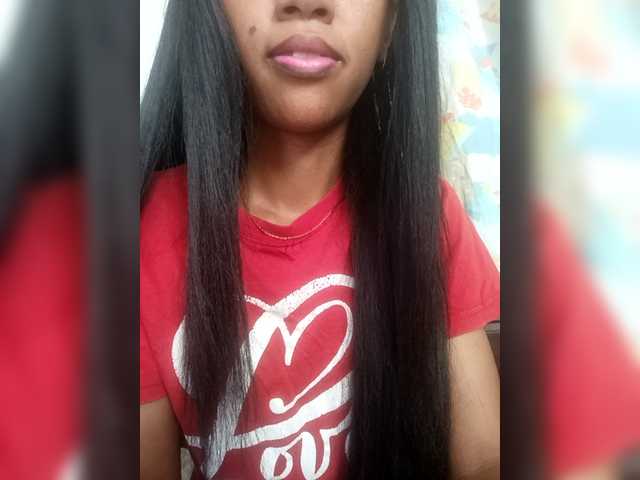 Aimeeh's BongaCams show and profile