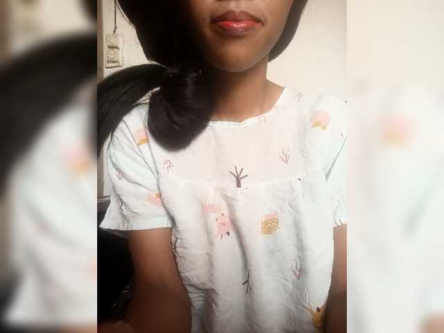 Aimeeh webcam bongacams model stream image