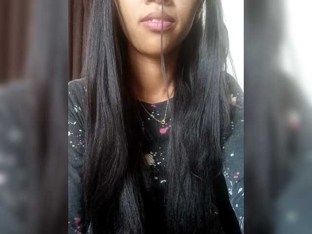 Aimeeh's BongaCams show and profile