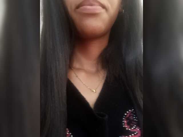 Aimeeh's BongaCams show and profile