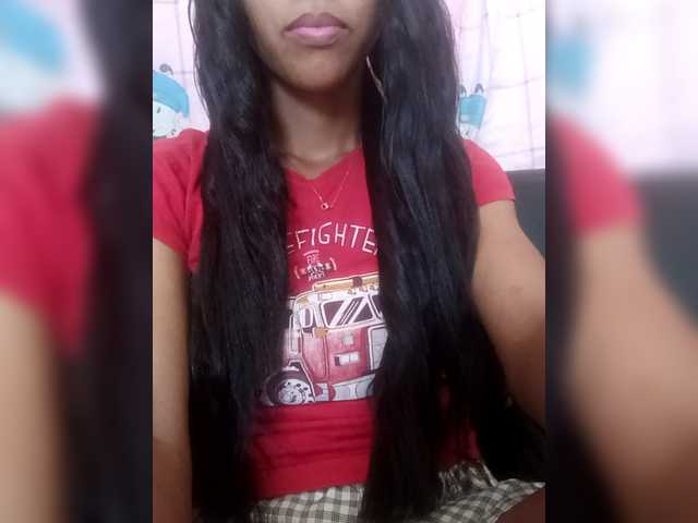 Aimeeh's BongaCams show and profile