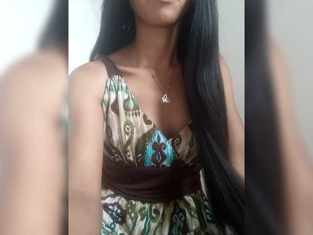 Aimeeh's BongaCams show and profile