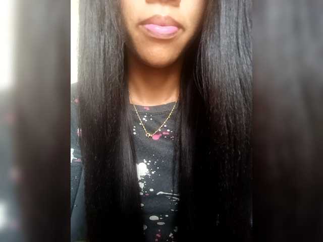 Aimeeh's BongaCams show and profile