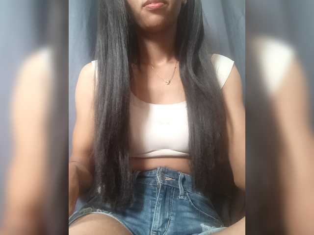 Aimeeh's BongaCams show and profile