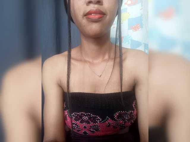 Aimeeh's BongaCams show and profile