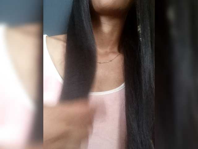 Aimeeh's BongaCams show and profile