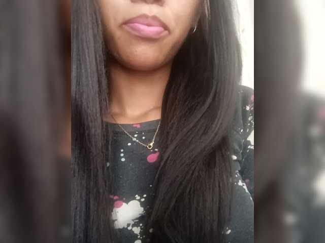 Aimeeh's BongaCams show and profile