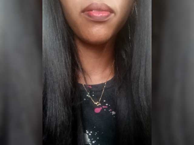 Aimeeh's BongaCams show and profile