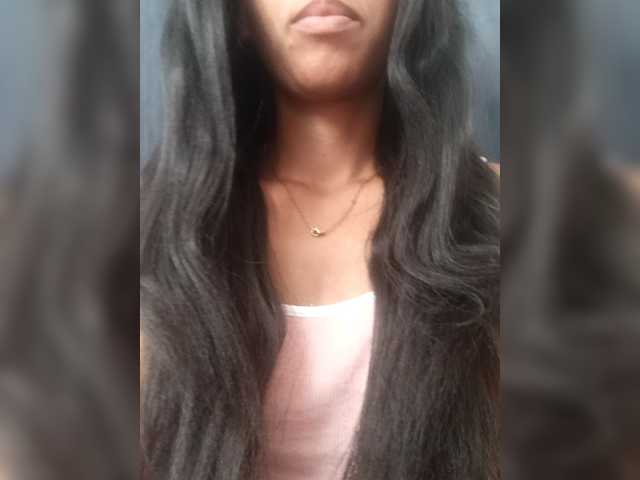 Aimeeh's BongaCams show and profile