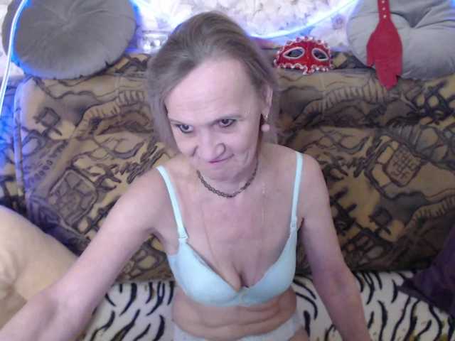 miss-bekker23's BongaCams show and profile