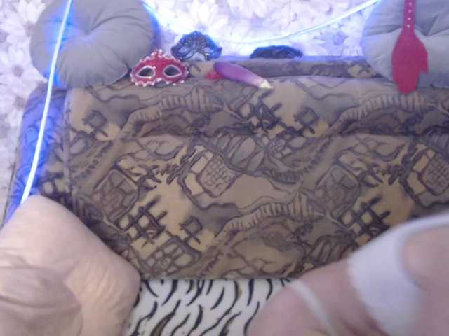 miss-bekker23's BongaCams show and profile