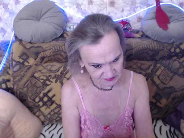 miss-bekker23's BongaCams show and profile