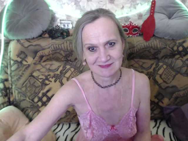 miss-bekker23's BongaCams show and profile