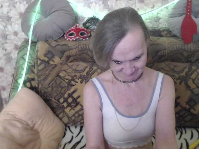 miss-bekker23's BongaCams show and profile