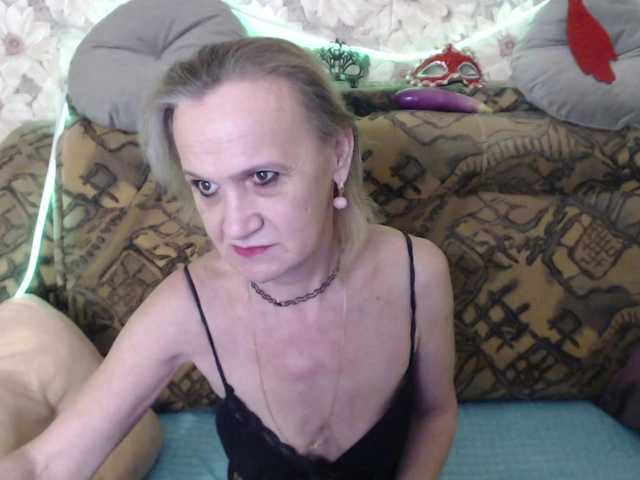 miss-bekker23's BongaCams show and profile