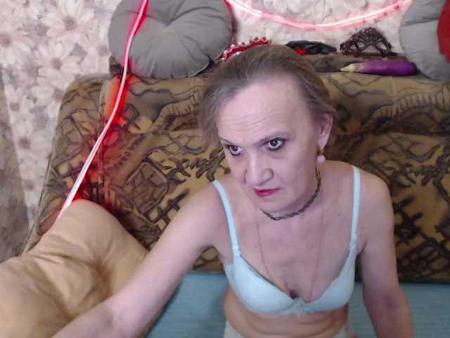 miss-bekker23's BongaCams show and profile
