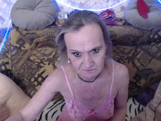 miss-bekker23's BongaCams show and profile