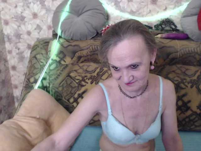 miss-bekker23's BongaCams show and profile