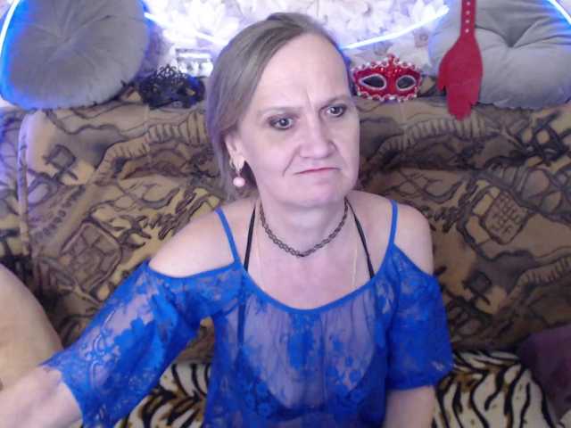 miss-bekker23's BongaCams show and profile