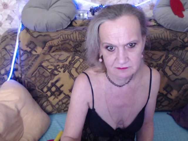 miss-bekker23's BongaCams show and profile