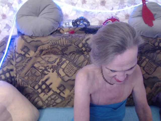 miss-bekker23's BongaCams show and profile