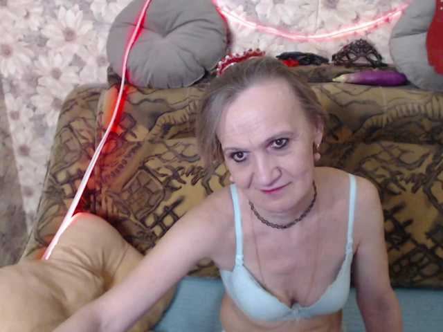 miss-bekker23's BongaCams show and profile