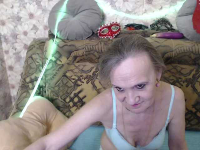 miss-bekker23's BongaCams show and profile