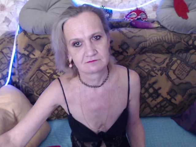 miss-bekker23's BongaCams show and profile