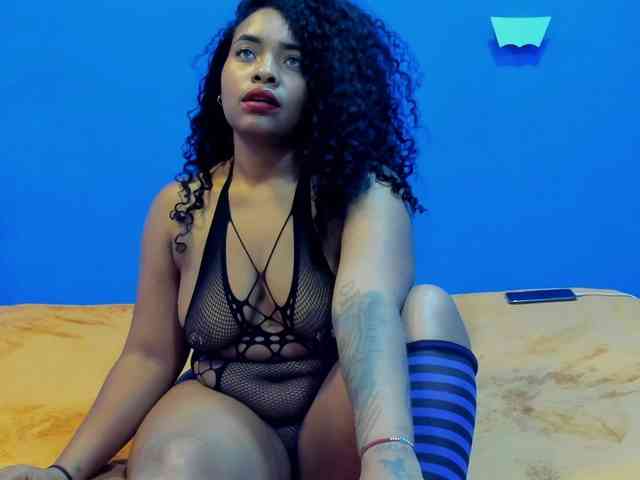 makeylaDeeppussy webcam