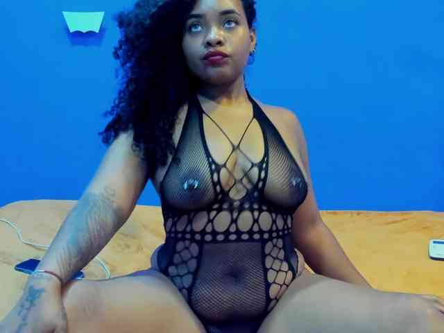 makeylaDeeppussy webcam
