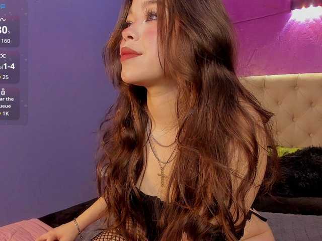 LittleCheerry's BongaCams show and profile