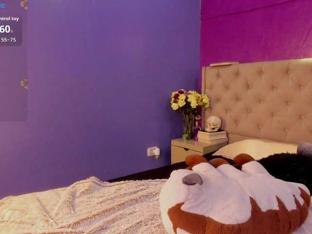 LittleCheerry's BongaCams show and profile